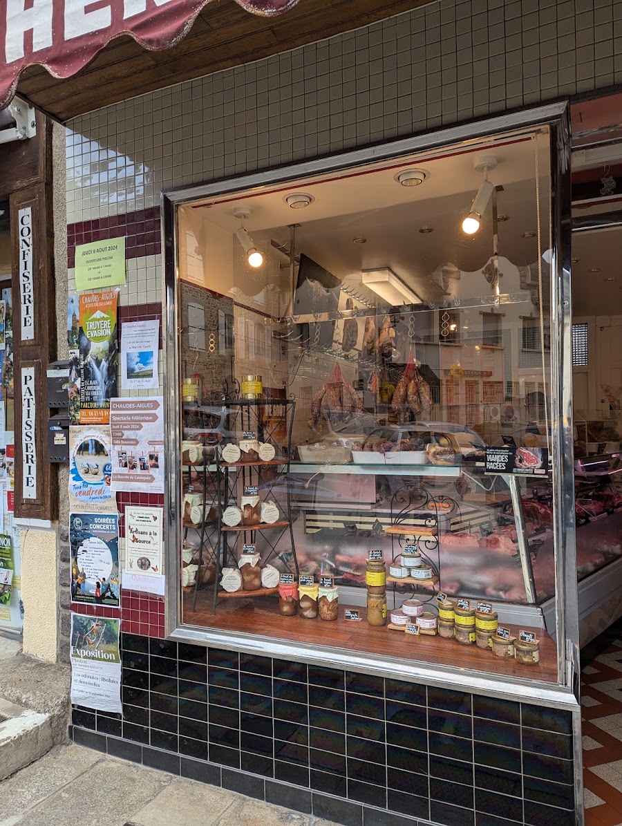 L'angle de la boutique et sa vitrine